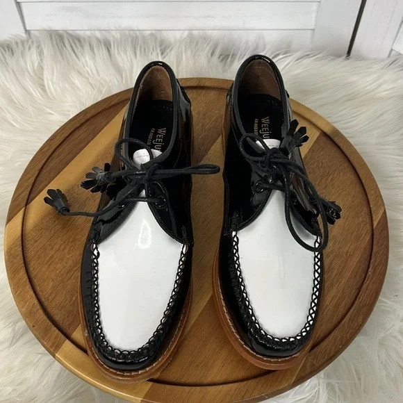 WEEJUNS l G.W. Bass & Co. The Winnie Black White Patent Leather Oxford Size 6 - Picture 5 of 12